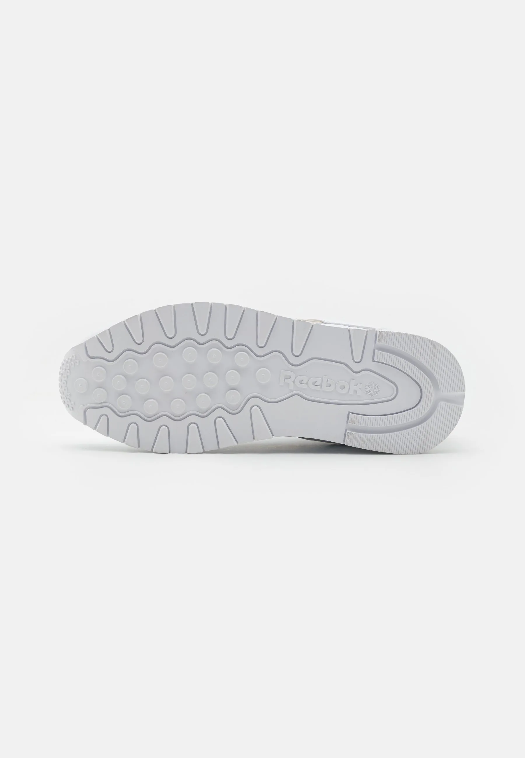 CLASSIC Low Top Sneakers