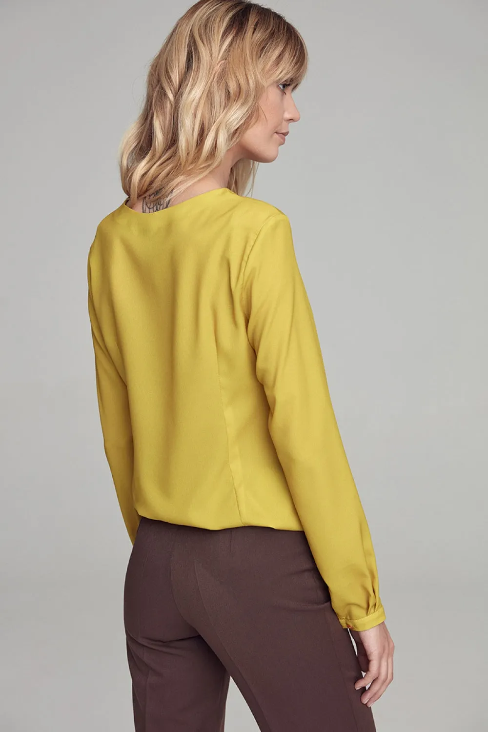 Colett model 136064 shirt top